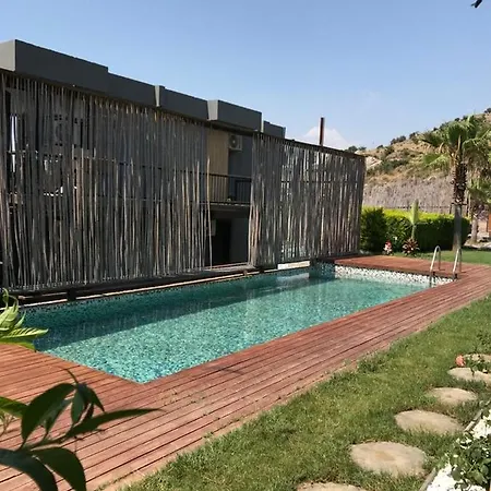 Aileye Uygun Villa * Çeşme